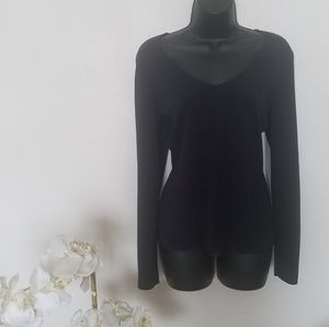 Ann Taylor Black v-neck sweater size m euc